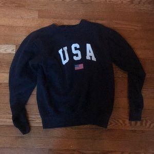 Brandy Melville sweatshirt